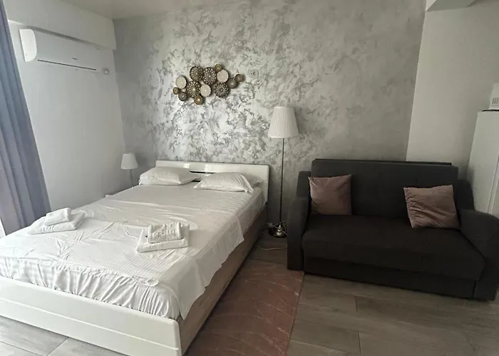 607 B2 Almar Luxury Residence-renting & Free Pool *